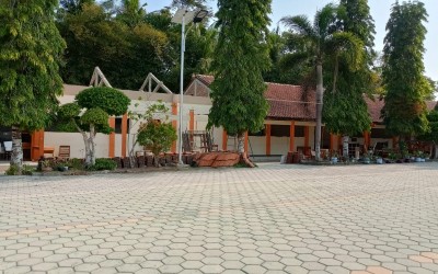 Perbaikan Fasilitas Kelas, Tiga Ruangan Kelas di SMP Negeri 2 Mirit di Renovasi Secara Bertahap