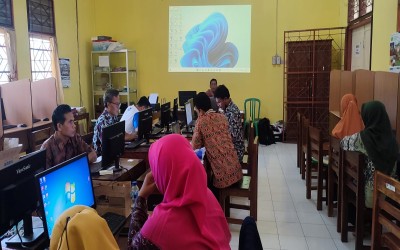 Bimbingan Teknis Sistem Informasi Sekolah